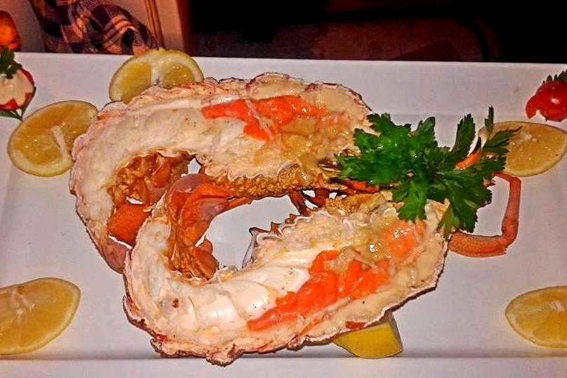 Slipper lobster in sorrel and mandarin … – License Images – 280699 ❘  StockFood